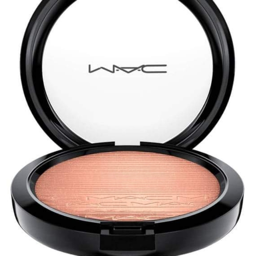 Mac Extra Dimension Skinfinish Poudre 'Superb' 9g
